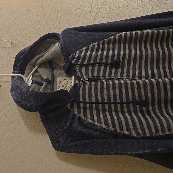 Native Code 1/4-zip Hooded Sweatshirt - Navy - Large - Picture 2 of 11